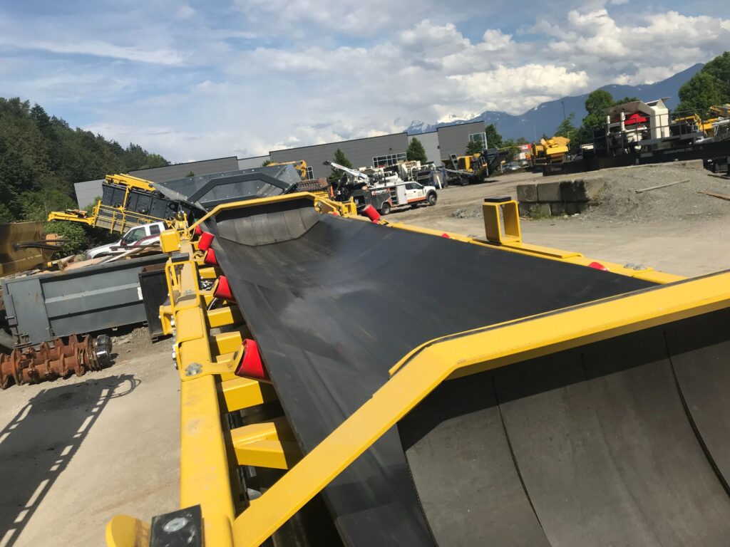 Used Keestrack S5 stacking conveyor for sale