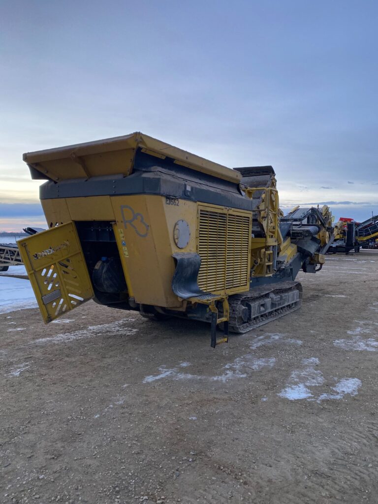 Used Keestrack R3 impact crusher for sale for rent