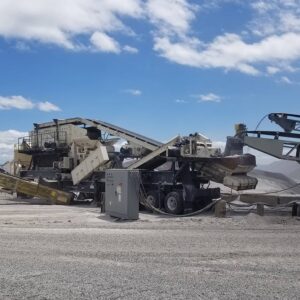 Cedarapids CRC380XHLS portable cone crusher