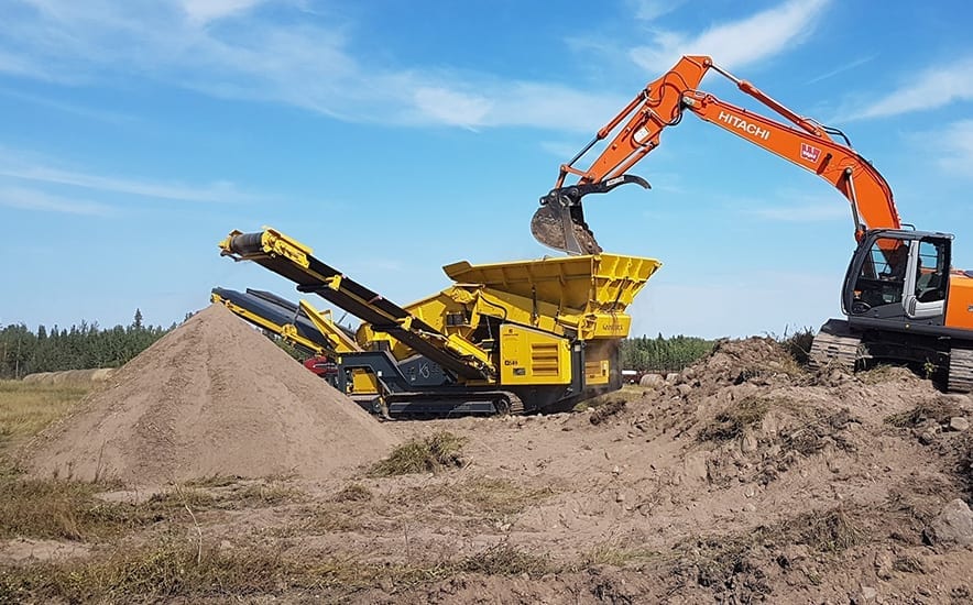 Keestrack K3 track mounted scalping screener