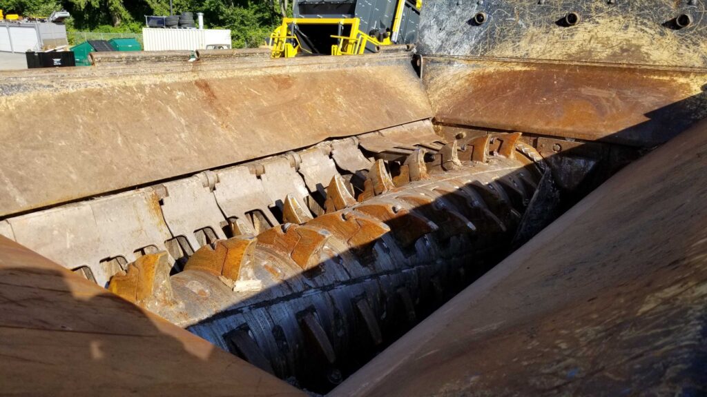 Used Doppstadt DW3060 slow speed shredder for sale