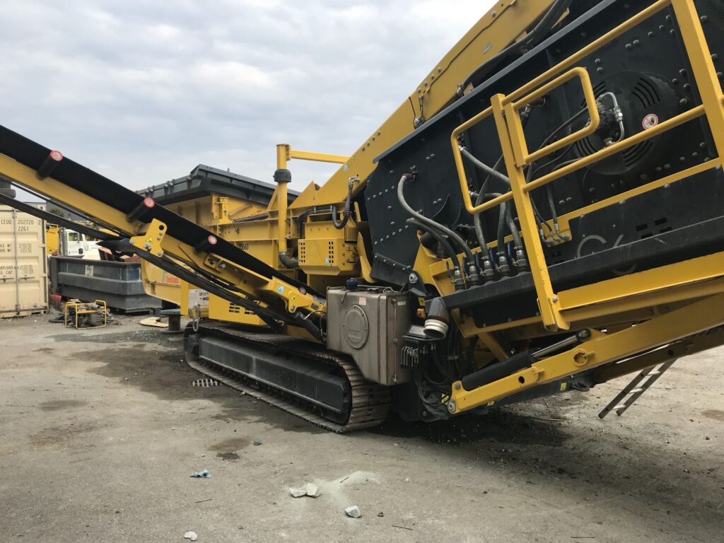 Used Keestrack C6 screener with wash deck for sale and rent