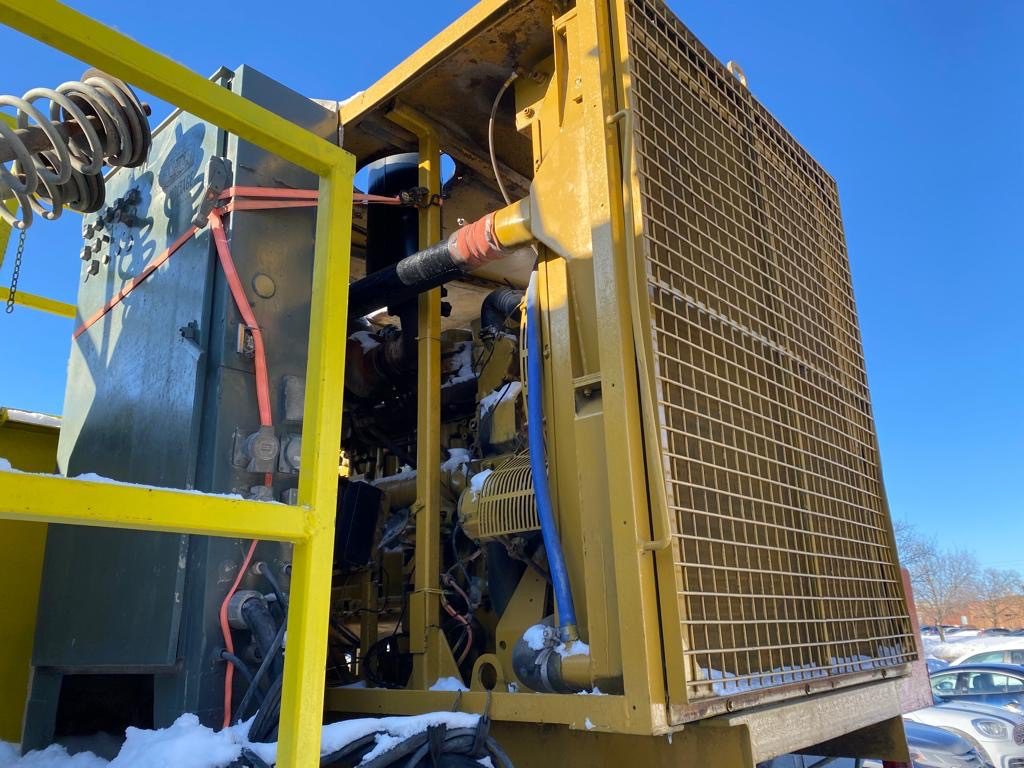 Used Lippmann Milwaukee 4800 Closed Circuit Impact Crusher for sale