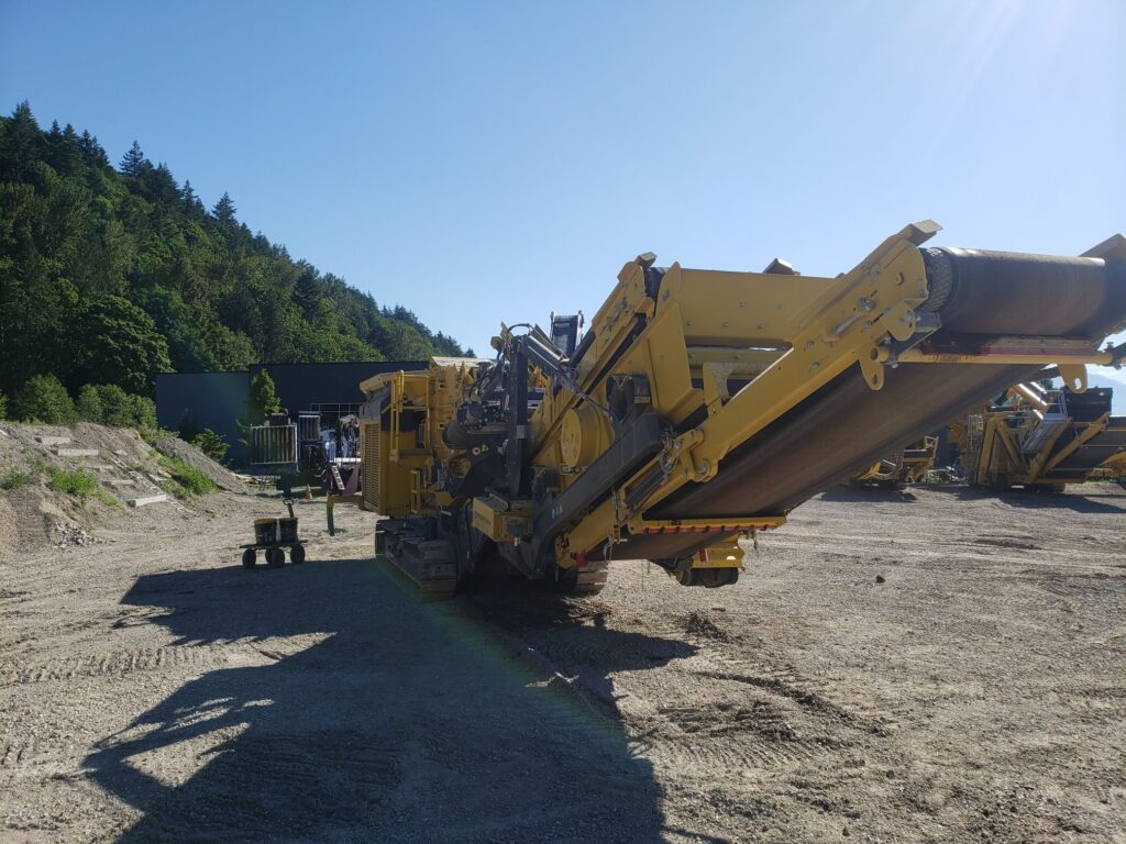 Used Keestrack R3 impact crusher for sale