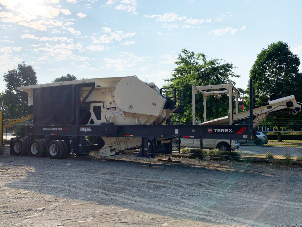 Cedarapids CRJ 3042 jaw crushing plant for sale