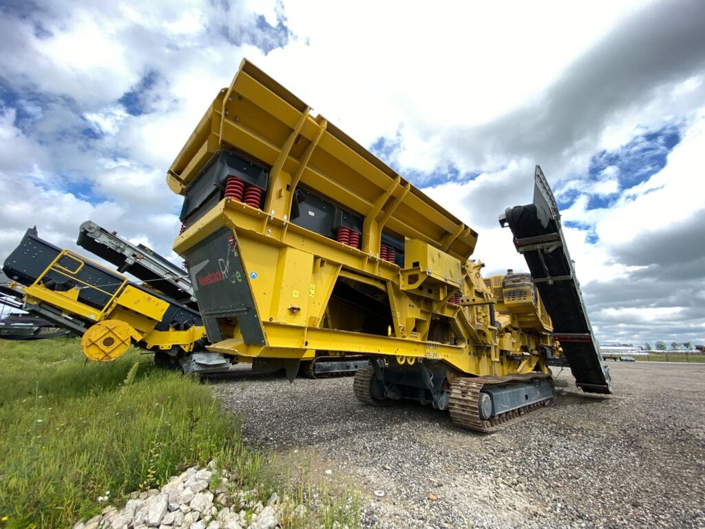 Used Keestrack R6 impact crusher for sale