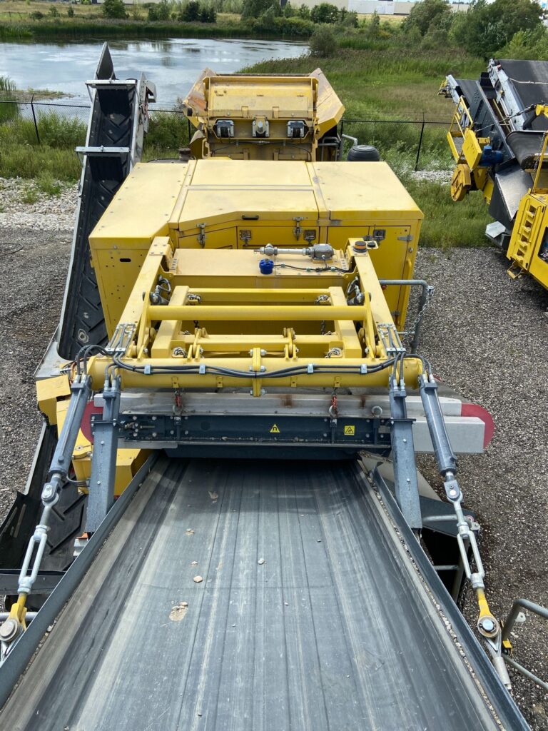 Used Keestrack R6 impact crusher for sale