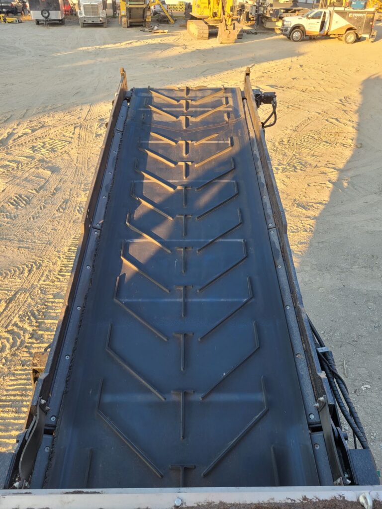 Used Terex Ecotec TDS 825 slow speed shredder for sale and rent