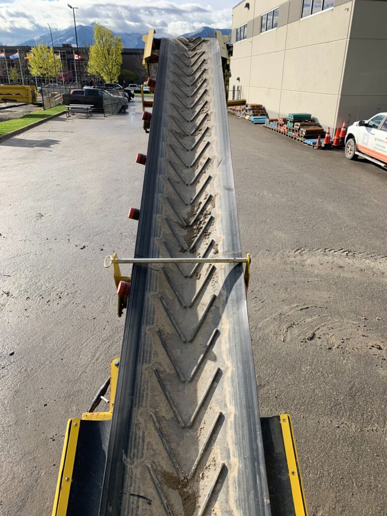 Used Keestrack K4 scalping screening plant for sale or rent